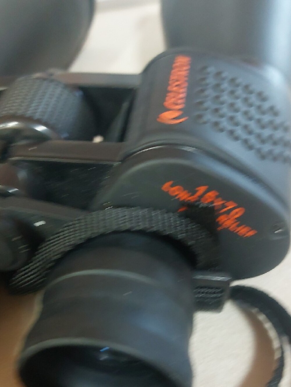 SkyMaster 15x70 Binoculars — Black - Picture 6 of 9